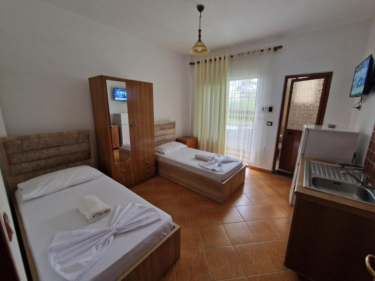 Guest House "Pisha" Durres Luaran gambar